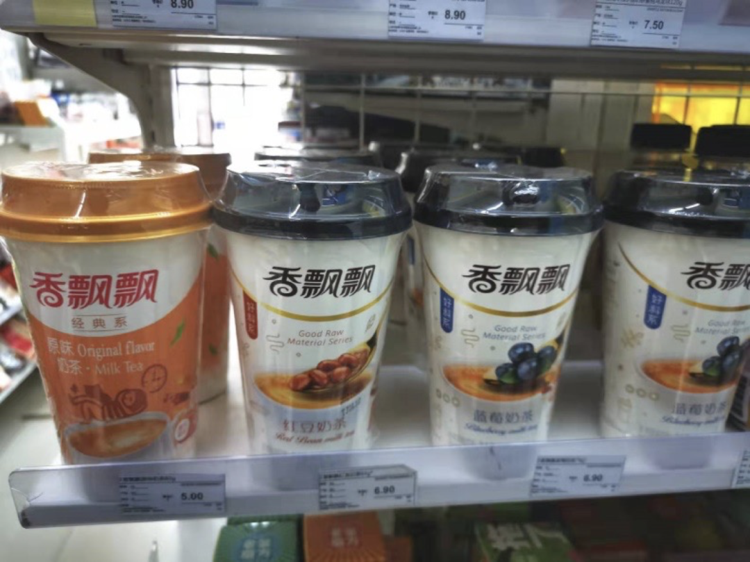 3億杯奶茶VS18萬噸辣條,香飄飄市值為啥只是衛(wèi)龍的零頭?