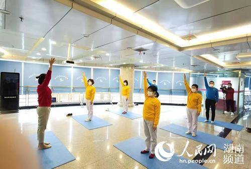 湖南開通心理咨詢與危機(jī)干預(yù)24小時(shí)服務(wù)熱線，助力公眾心理健康